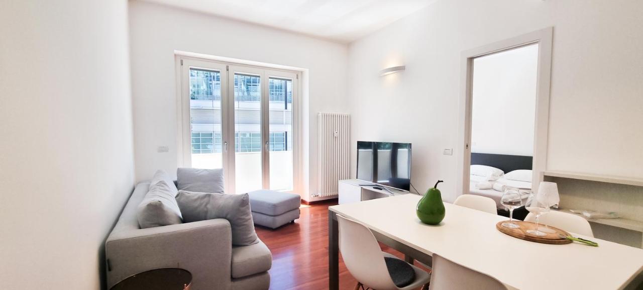 Joivy Superb Flat, 2 Balconies & Skyscrapers View * Milán